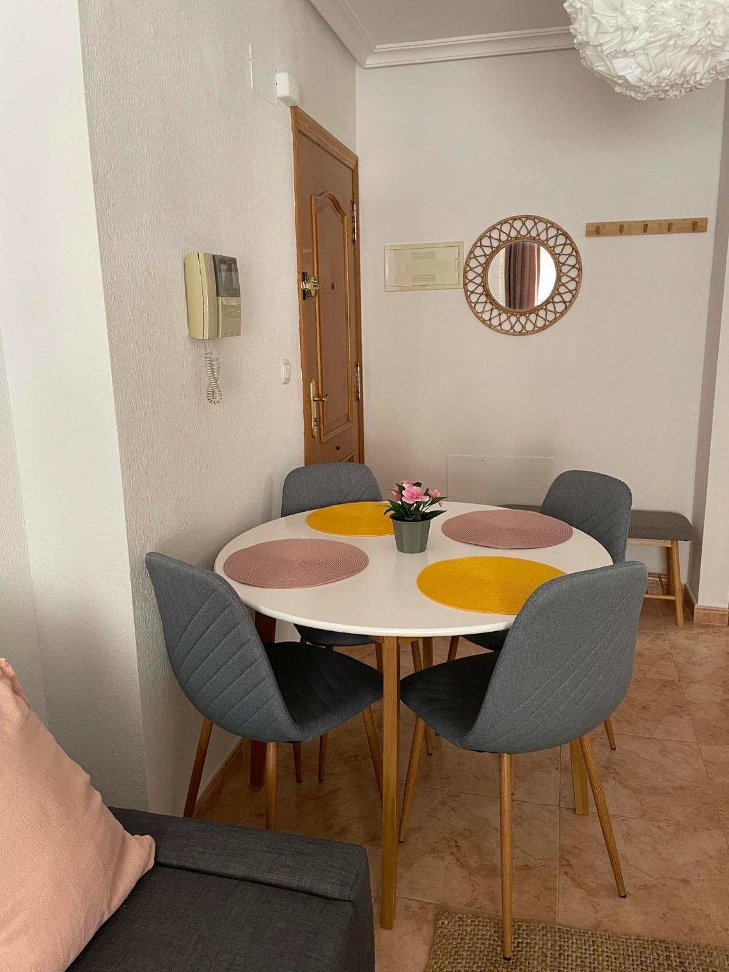 Charming Apartment 500M To Cura Beach Torrevieja Dış mekan fotoğraf
